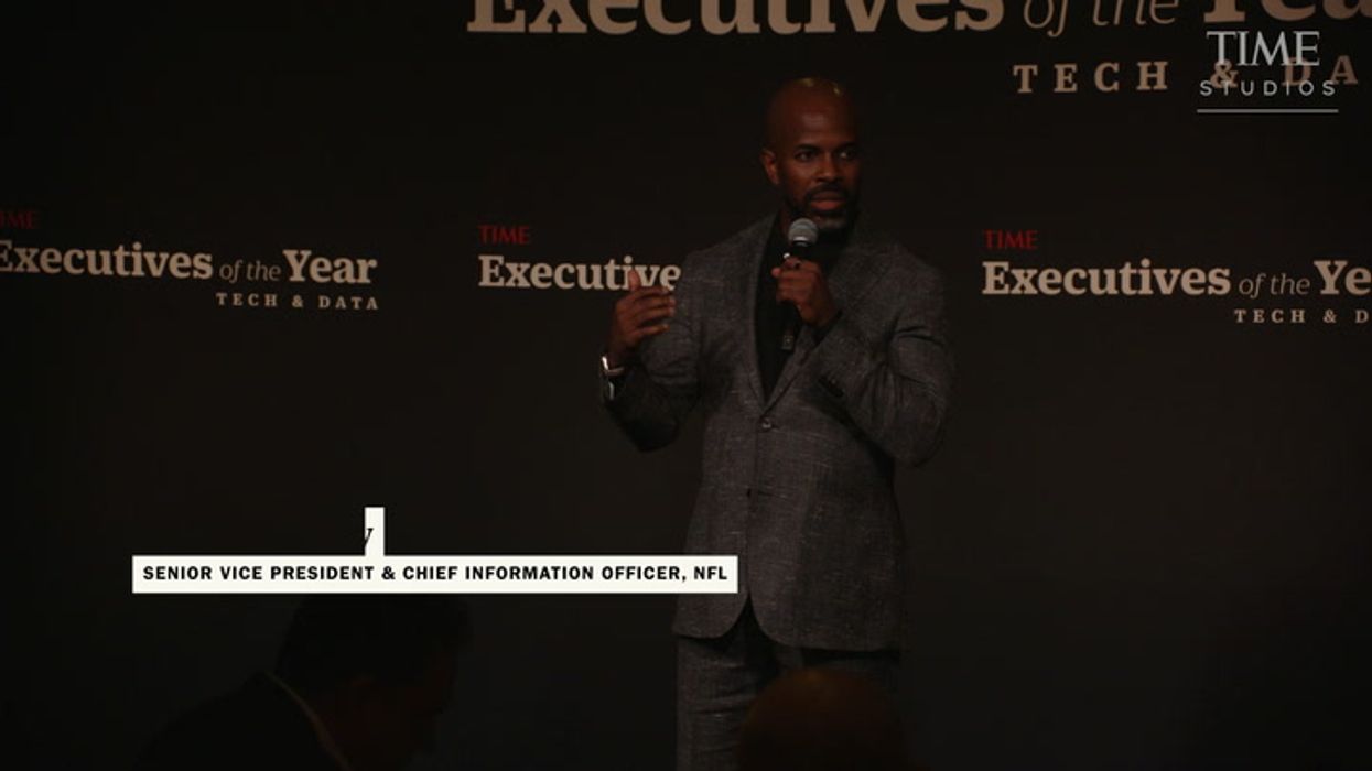 Corporate Leaders Reflect on Their Careers at Executives of the Year Impact Dinner