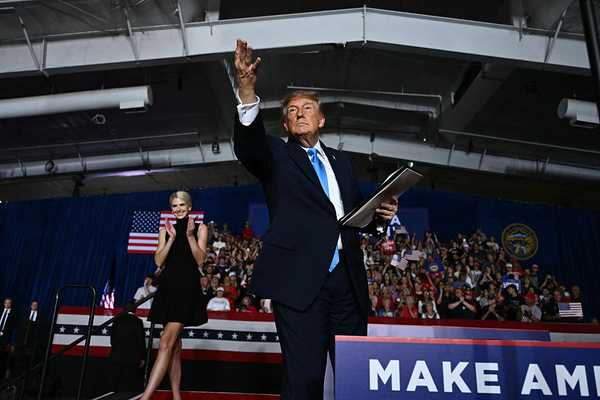 How to Beat Trump’s Noise Machine