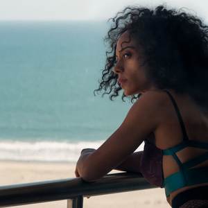 Rosalind Eleazar Gives One of the Year's Best Performances in the Acerbic and Tender Misty Green